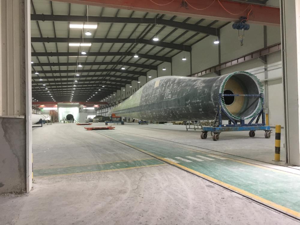 Wind power blade pipe inspection robot