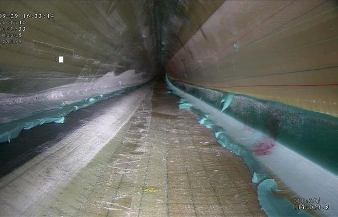 Wind power blade inspection robot