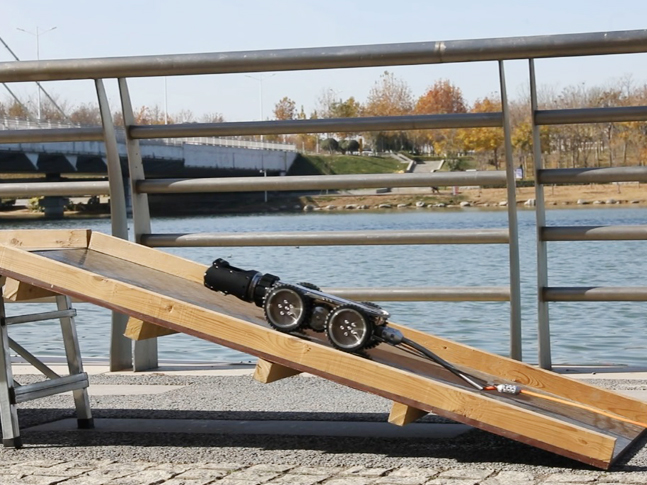 pipeline crawler robot